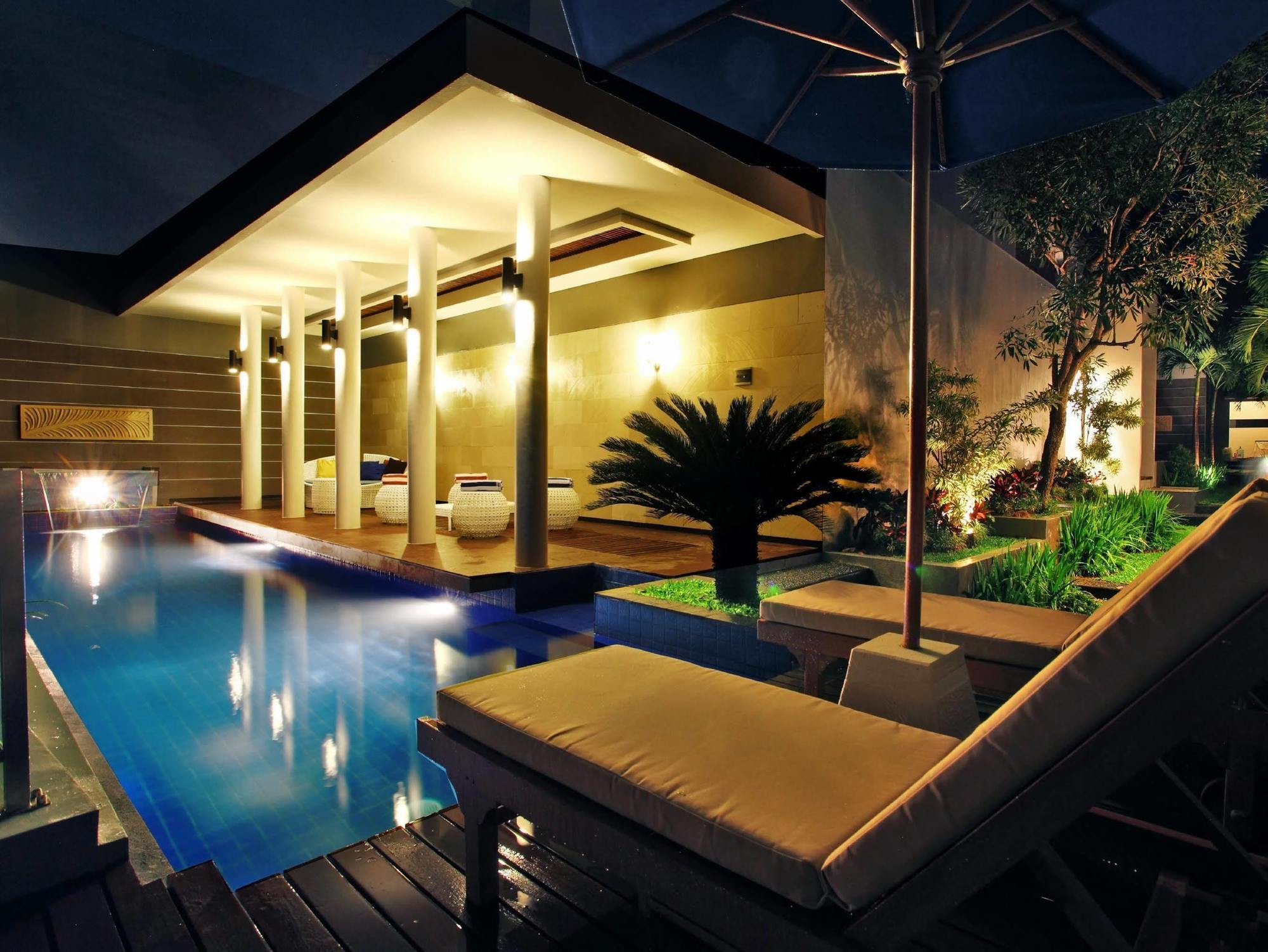 Nitya Loka Villas Kuta Lombok Exterior foto