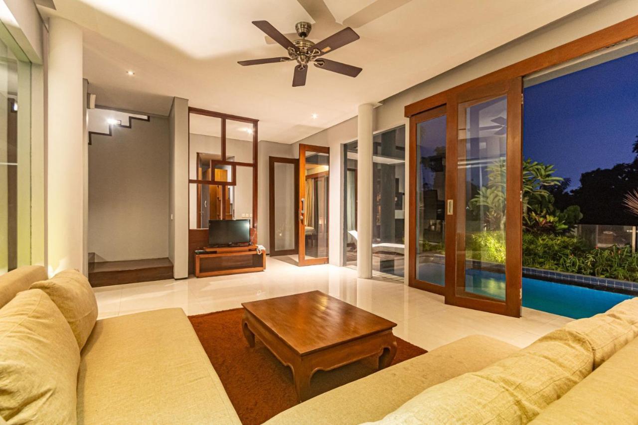 Nitya Loka Villas Kuta Lombok Exterior foto