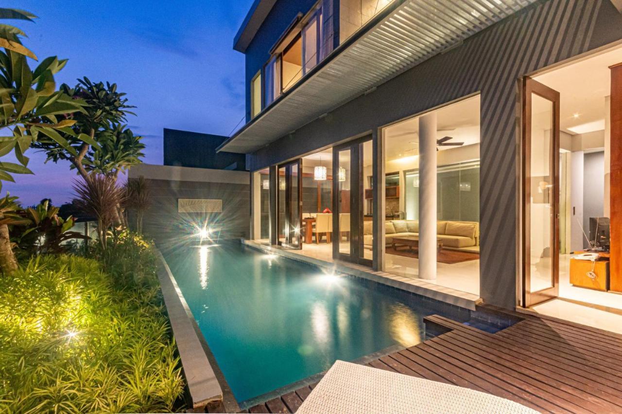 Nitya Loka Villas Kuta Lombok Exterior foto